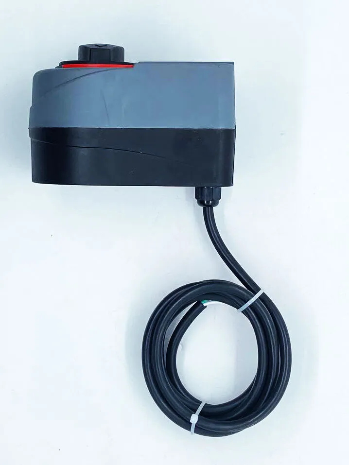 Сервопривод универсальный для трехходового смесительного клапана, длина провода: 1.5м. ZEISSLER